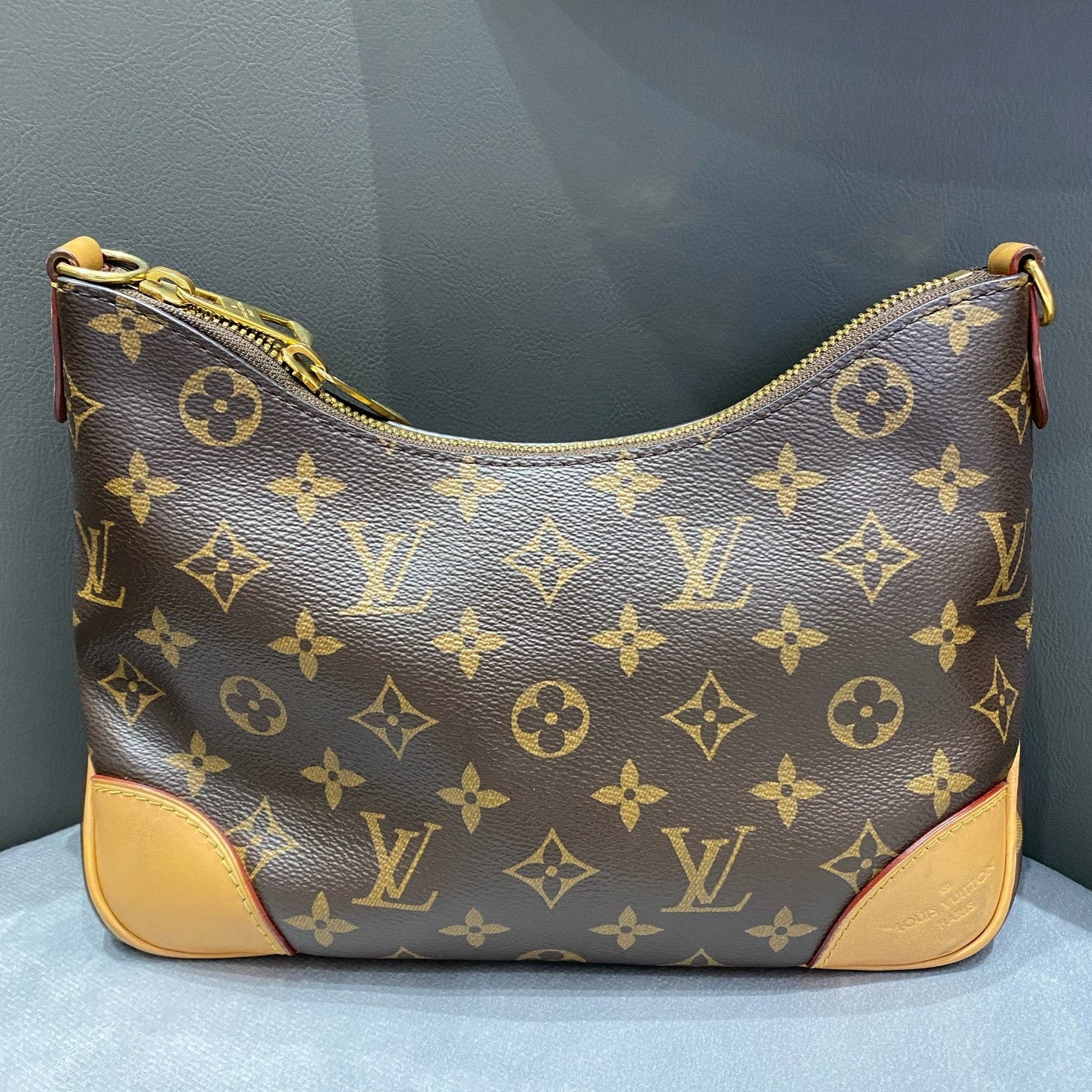 Louis Vuitton Monogram Pochette Accessoires Chain Crossbody Bag Brown Gold