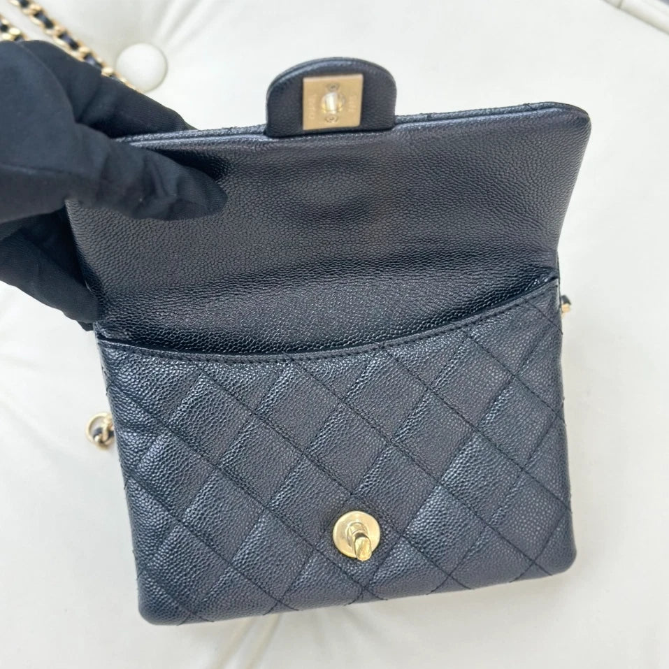 Chanel Diamond Calfskin Chain Crossbody Black Gold Women Classic S