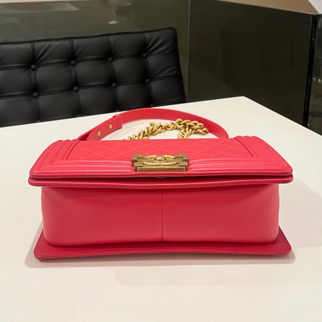 Chanel Le Boy Medium Chain Shoulder Bag Pink Gold Classic Women's