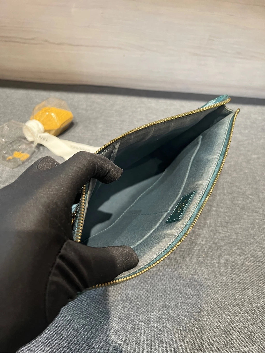 Louis Vuitton Limited Green Damier Canvas 26 Toiletry Pouch Clutch Women