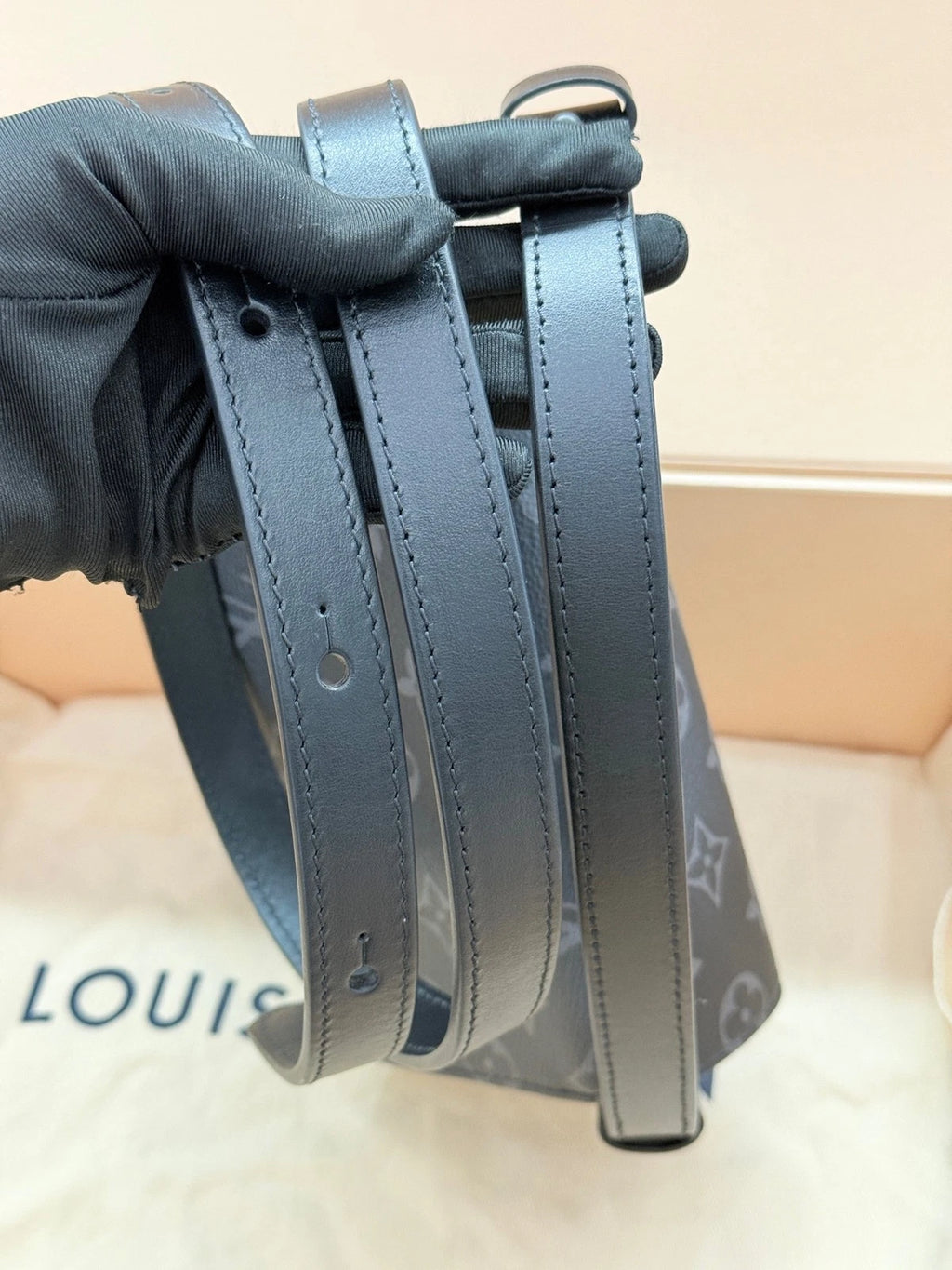 Louis Vuitton Black Leather Steamer Top Handle Bag For Women