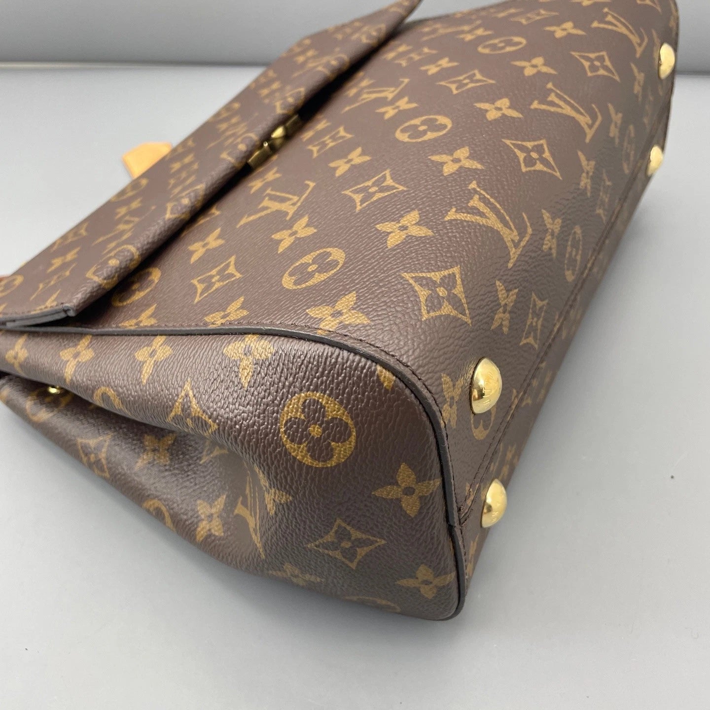 Louis Vuitton Cluny MM Monogram Canvas Crossbody Bag Brown Women
