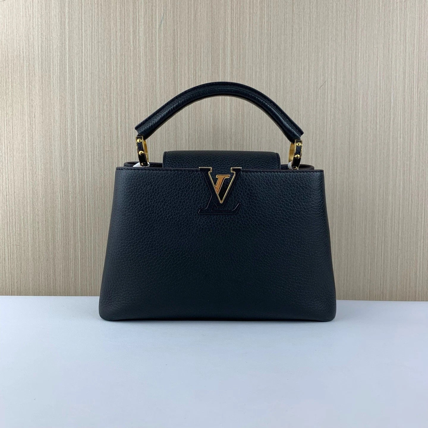Louis Vuitton Capucines BB Black Calfskin Handbag Crossbody Bag