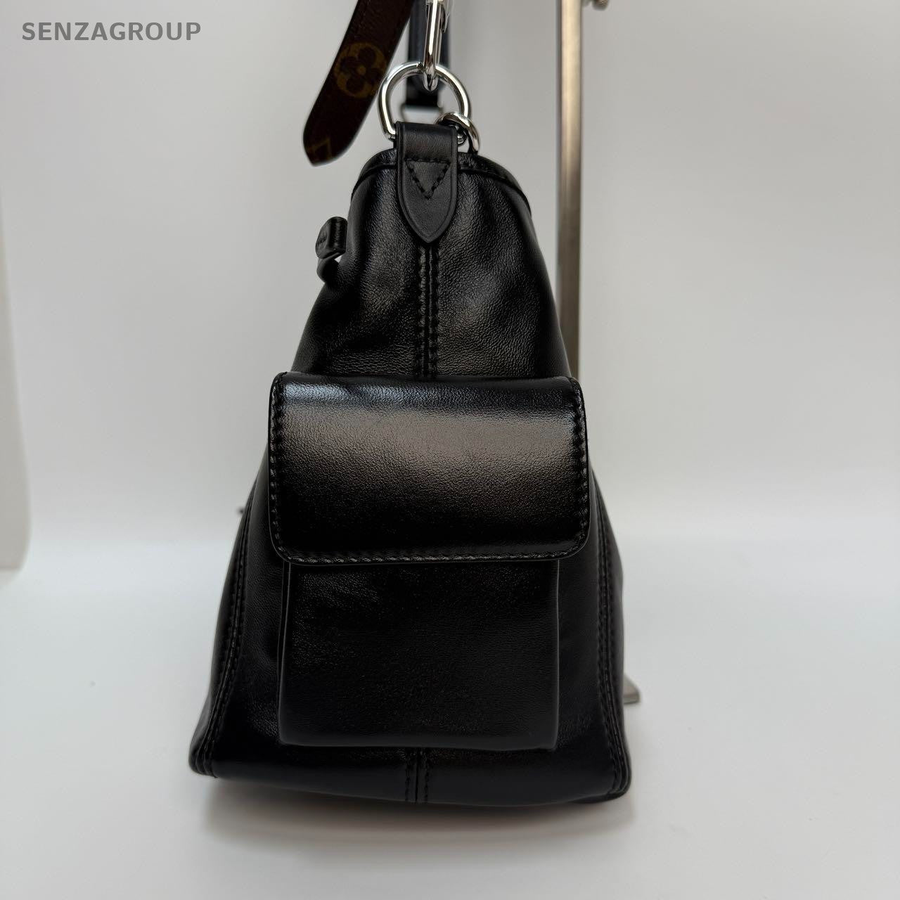 SJ0001 Louis Vuitton Carryall Cargo pm