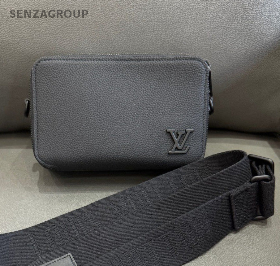 Louis Vuitton Alpha Wearable All Leather Canvas Shoulder bag Black Classic