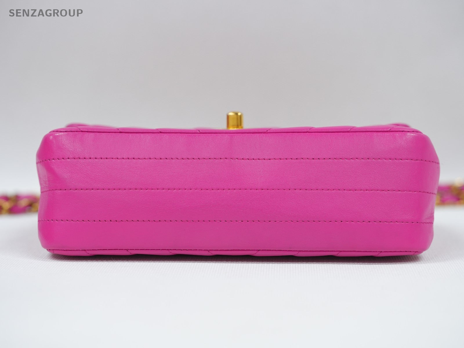 CHANEL Classic Flap V-Shape Pattern Chain Shoulder bag Pink Gold Women Classic