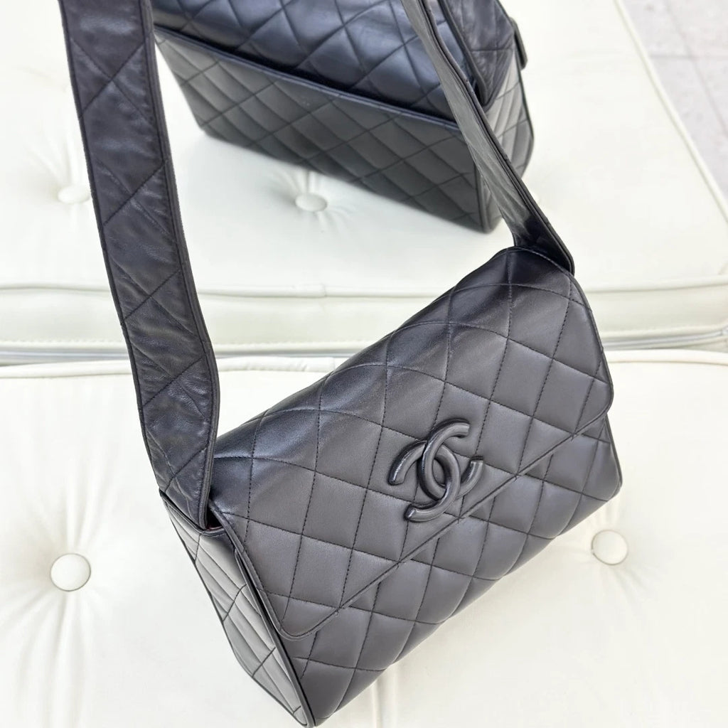 Chanel So Black Lambskin Diamond Shoulder Crossbody Bag Black Women S