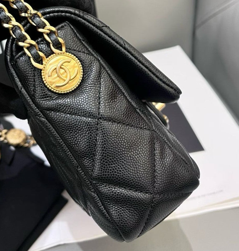Chanel Calfskin Chain Diamond Shoulder Bag Crossbody Black Gold Women Fashion