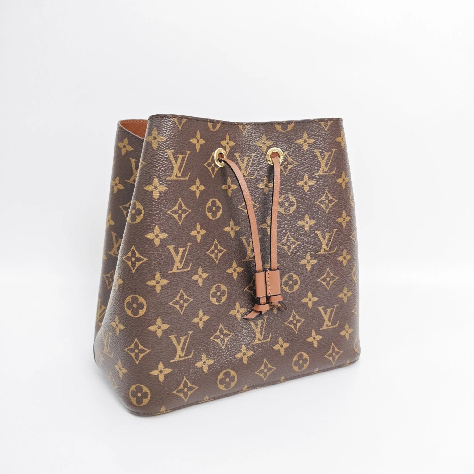 Louis Vuitton NeoNoe Monogram Brown Canvas Medium Bucket Bag For Women