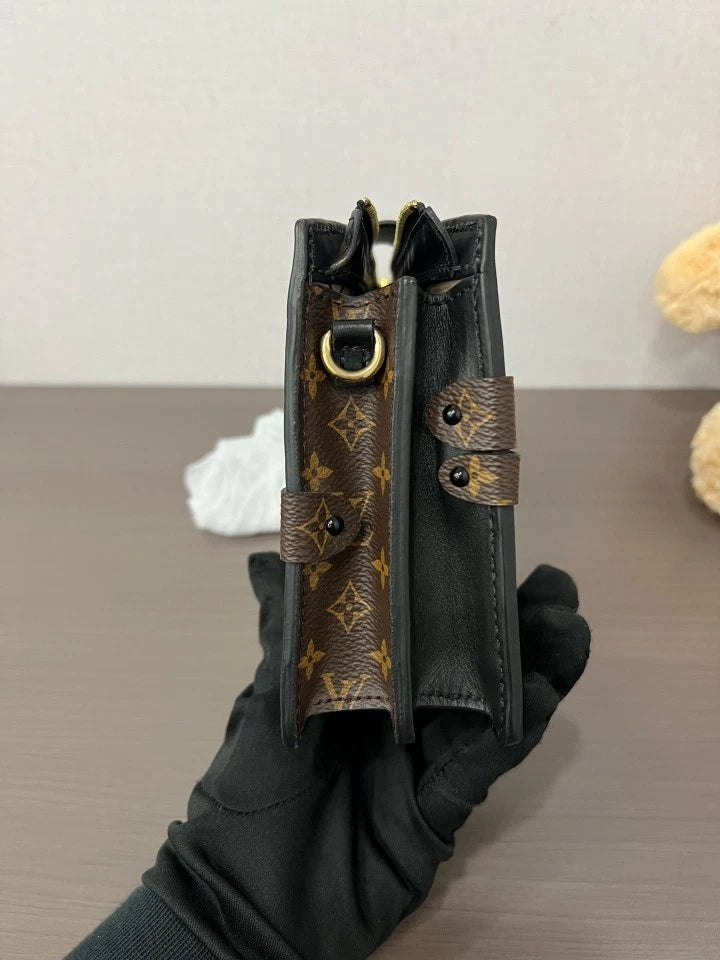 Louis Vuitton Canvas Box Handbag For Women