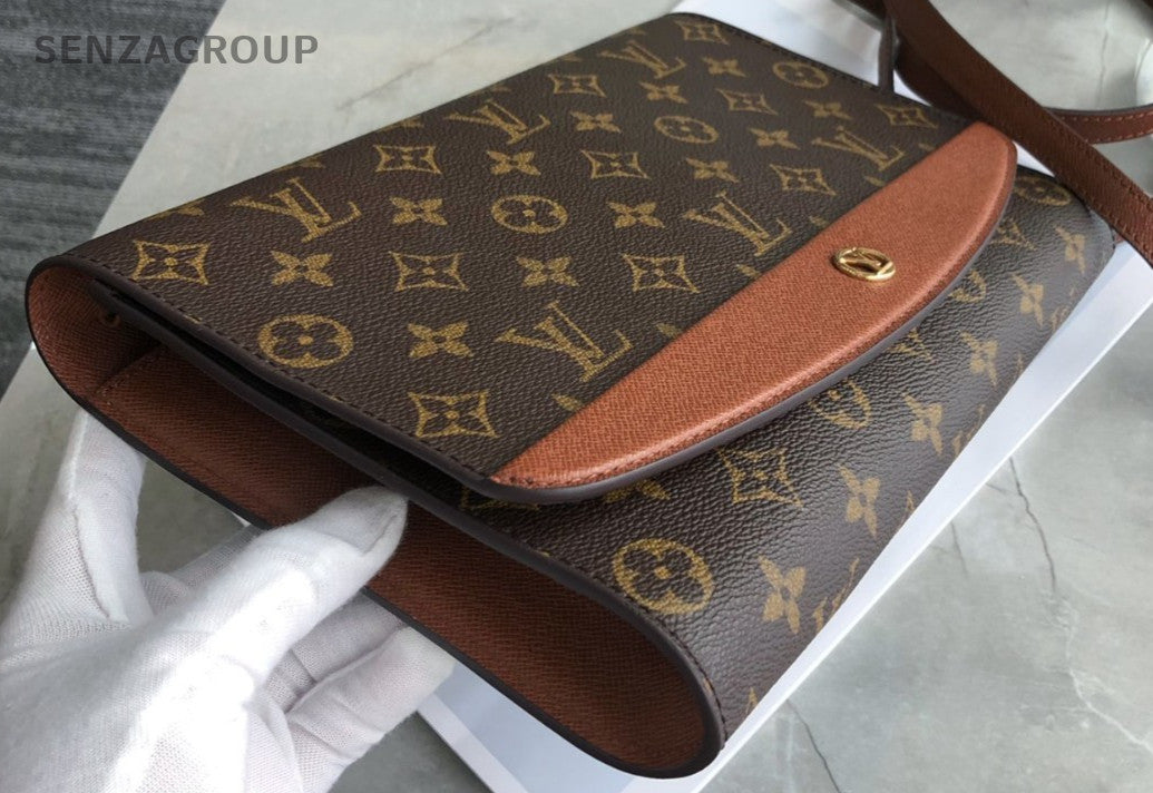 Louis Vuitton Envelope bag Monogram Shoulder bag Crossbody Brown Vintage