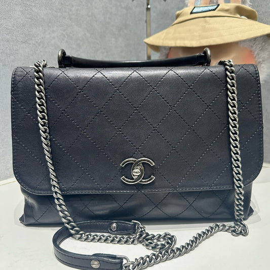 Chanel Classic Black Quilted Chain Shoulder Bag with Silver Hardware