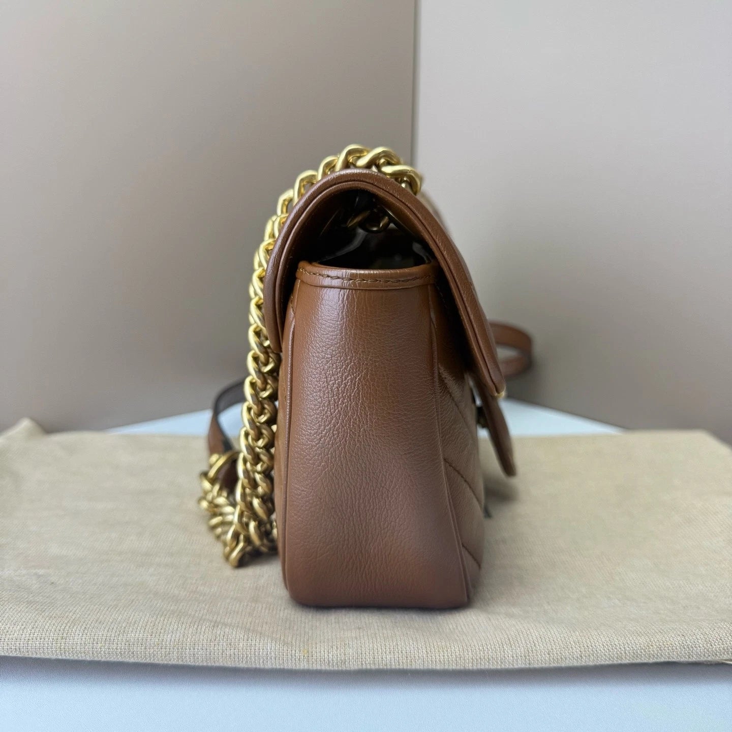 GUCCI Marmont22 Brown Chain Shoulder Bag For Women