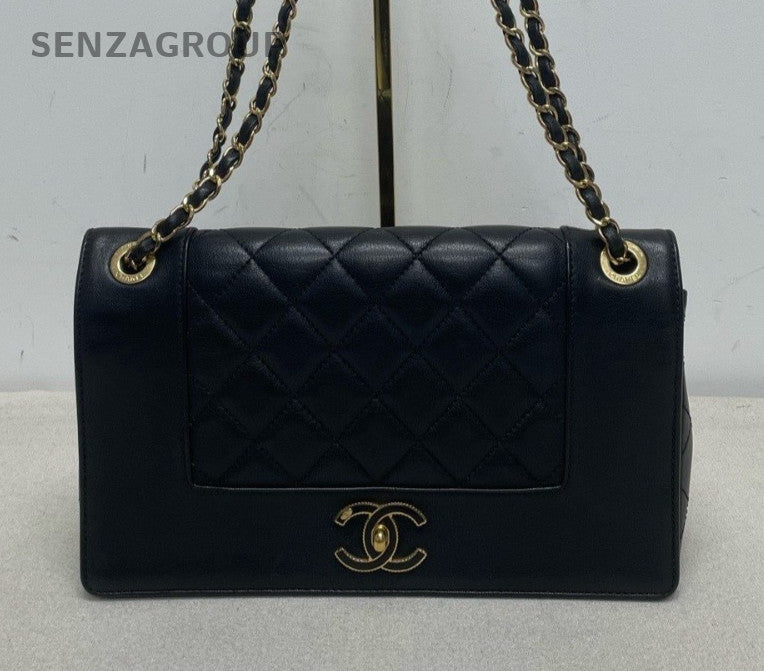 Chanel Classic Flap GM Chain Shoulder Bag Black Gold Women Fashion