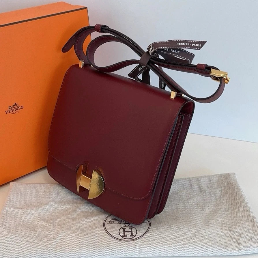 Excellent Condition Hermes 2002-20Bag PM Red Shoulder Bag Gold Hardware