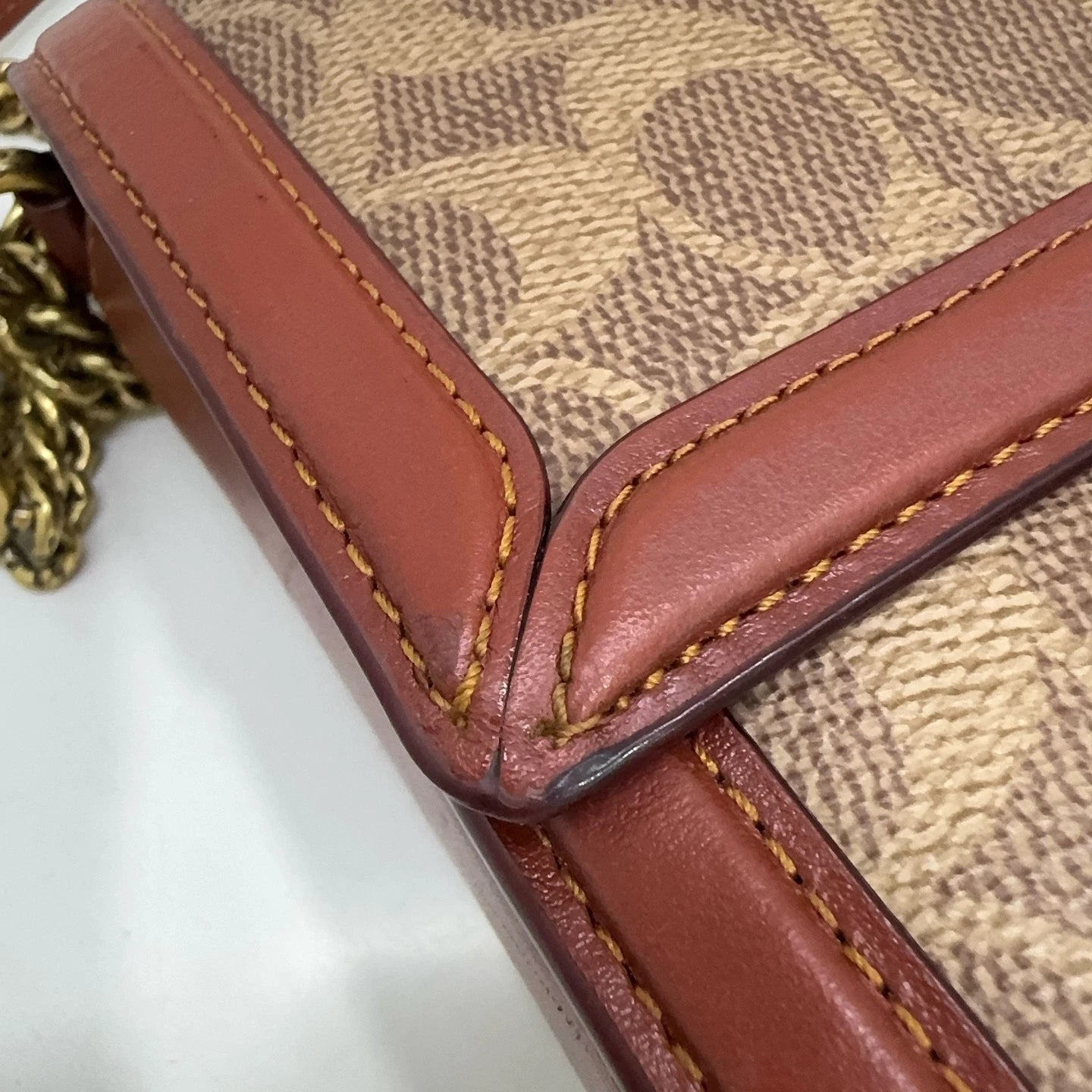 Coach Hutton22 Women's Classic Monogram Envelope Shoulder Crossbody
