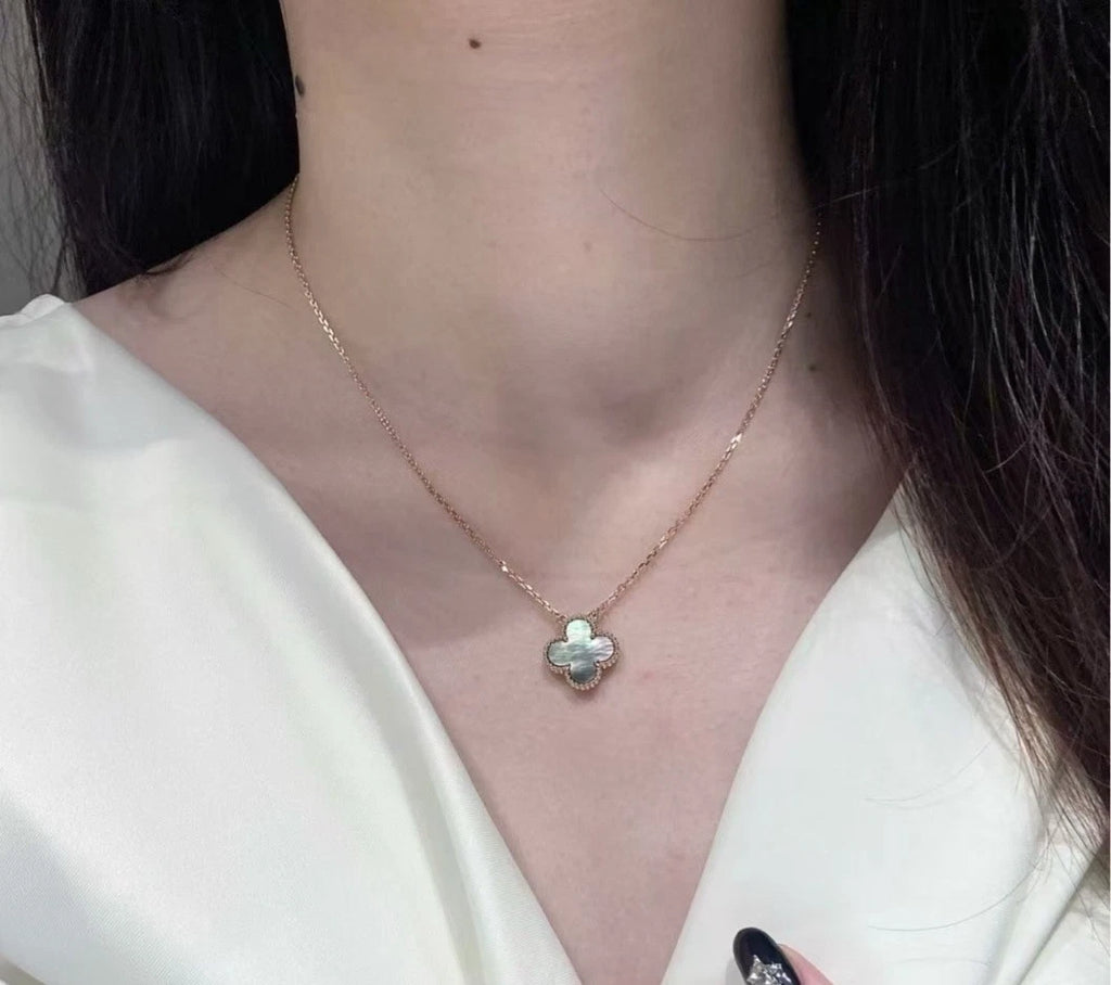 Van Cleef &amp; Arpels Vintage Alhambra Gray Mother of Pearl Necklace 18k Rose Gold