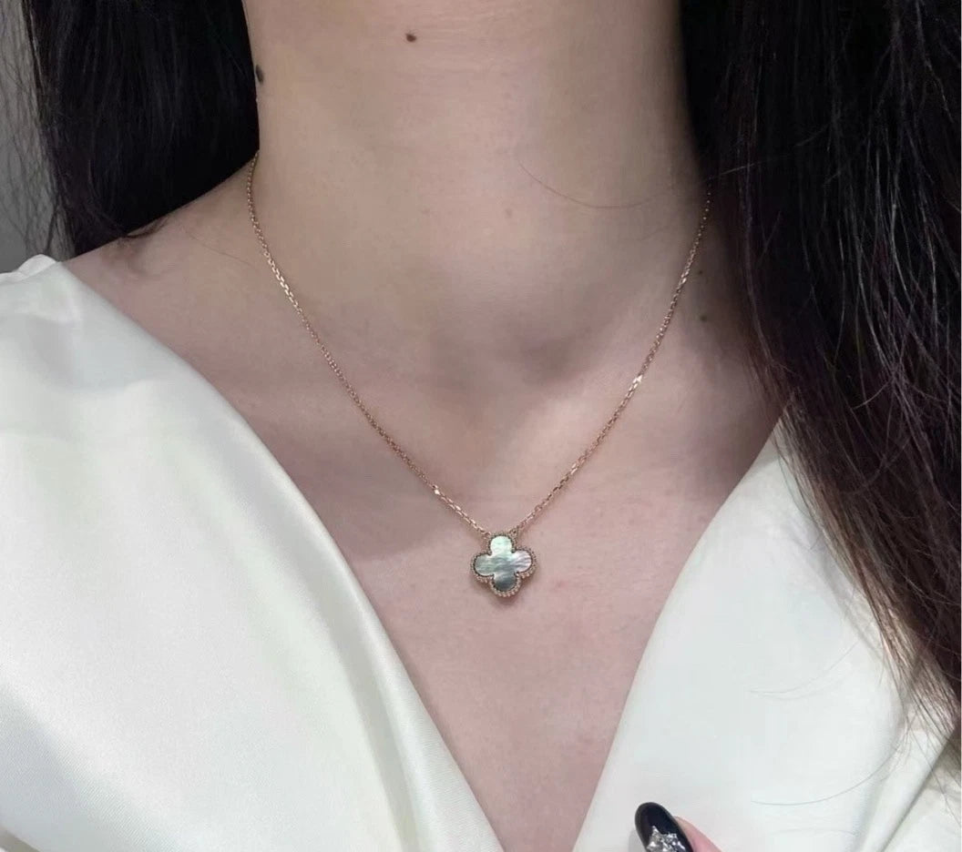 Van Cleef &amp; Arpels Vintage Alhambra Gray Mother of Pearl Necklace 18k Rose Gold
