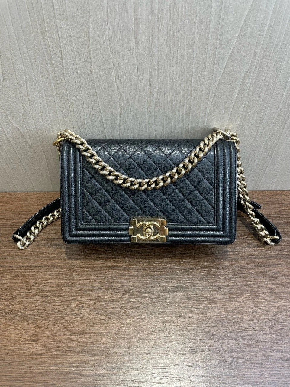 SJ0001 Chanel cavier leather leboy gold hardware