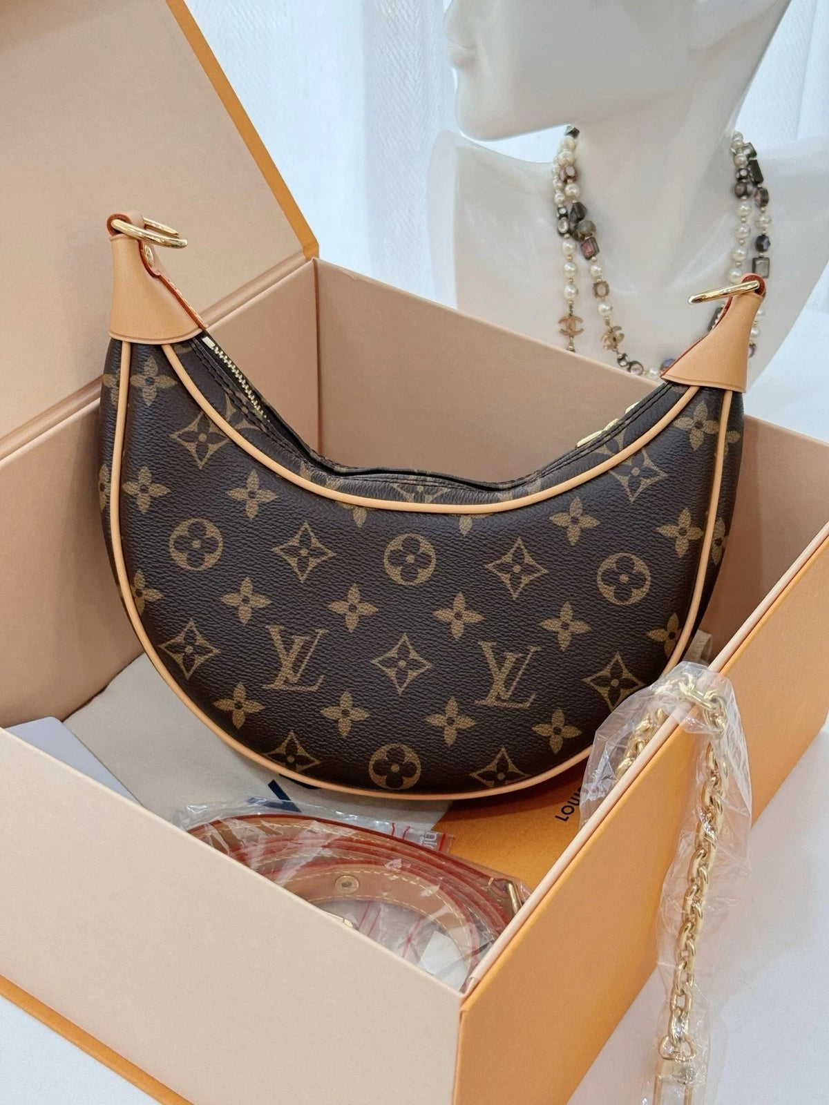 New Louis Vuitton Loop Monogram Canvas Shoulder Bag Crossbody