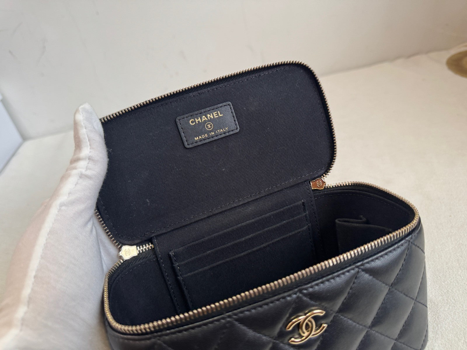 Chanel Vanity Case Diamond Top Handle Chain Crossbody Black Gold Women Classic