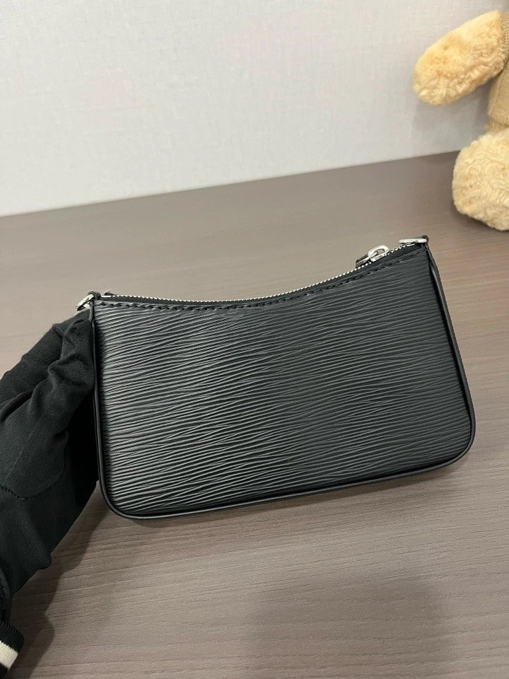 Louis Vuitton Easy Pouch On Strap Epi Leather Chain Black Shoulder Bag SHW