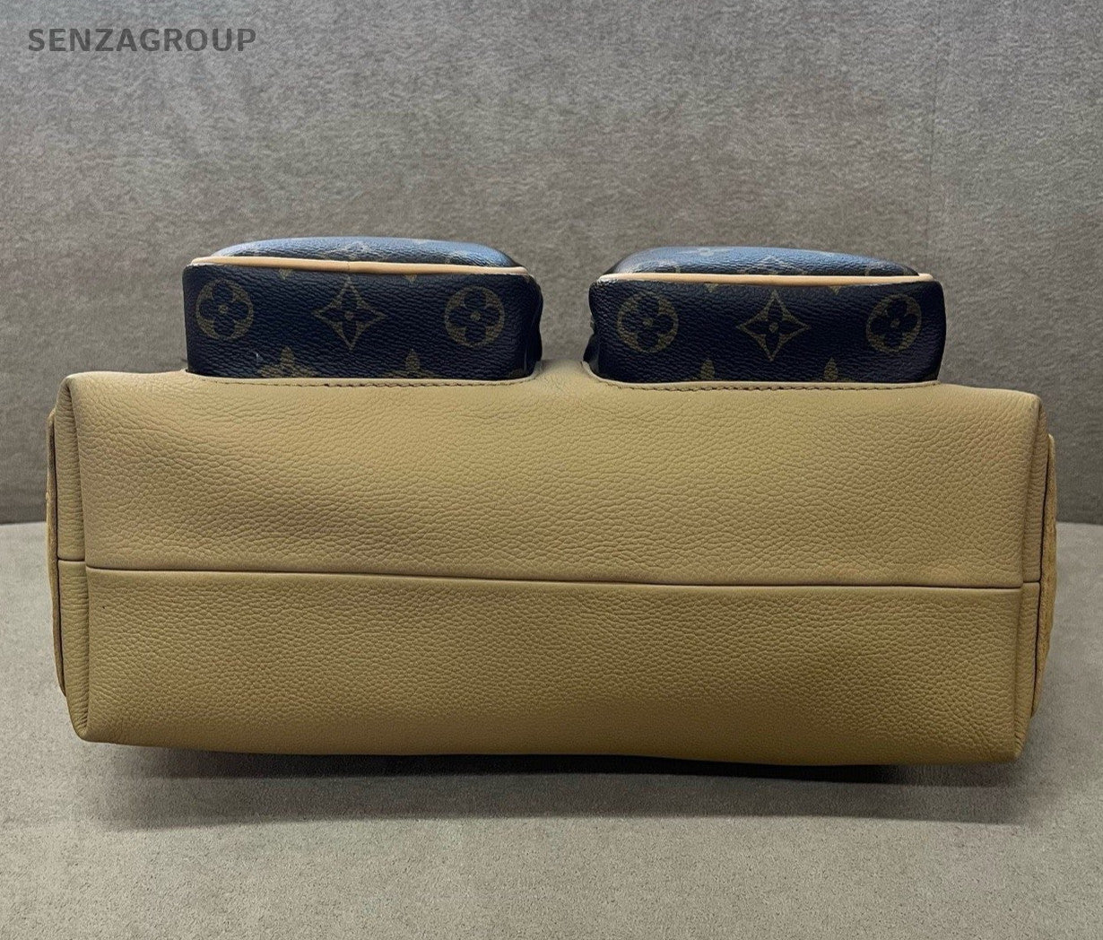 Louis Vuitton Hobo Cargo Monogram Shoulder Bag Brown Gold Women Classic