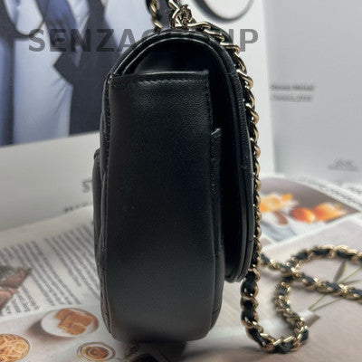 Chanel 25C Black Quilted Lambskin Gold Chain Shoulder Bag