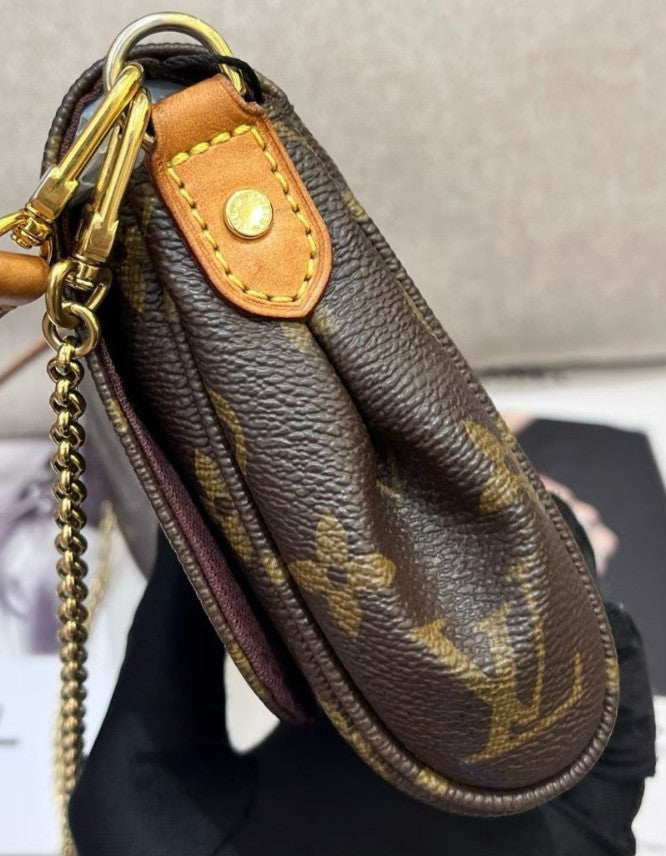 Louis Vuitton Favorite PM Monogram Shoulder Bag Crossbody Brown Gold Women