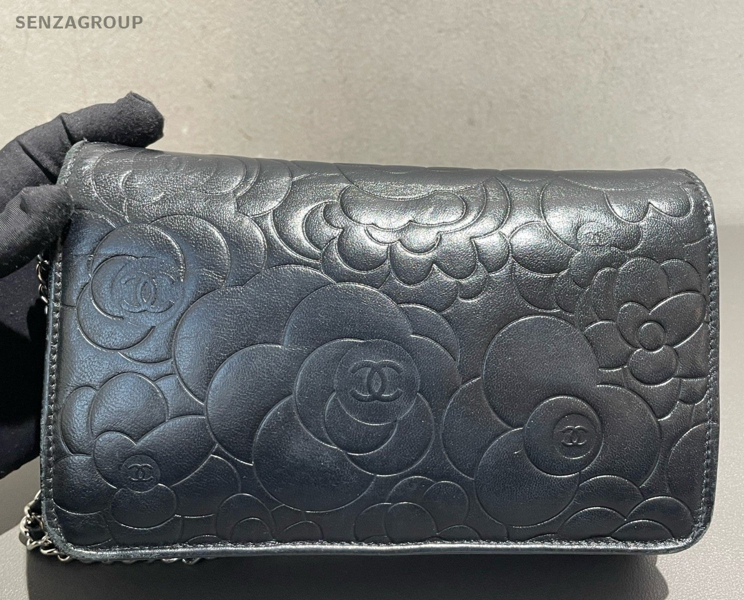Chanel Camellia Series WOC Chain Shoulder Bag Crossbody Black Silver Women