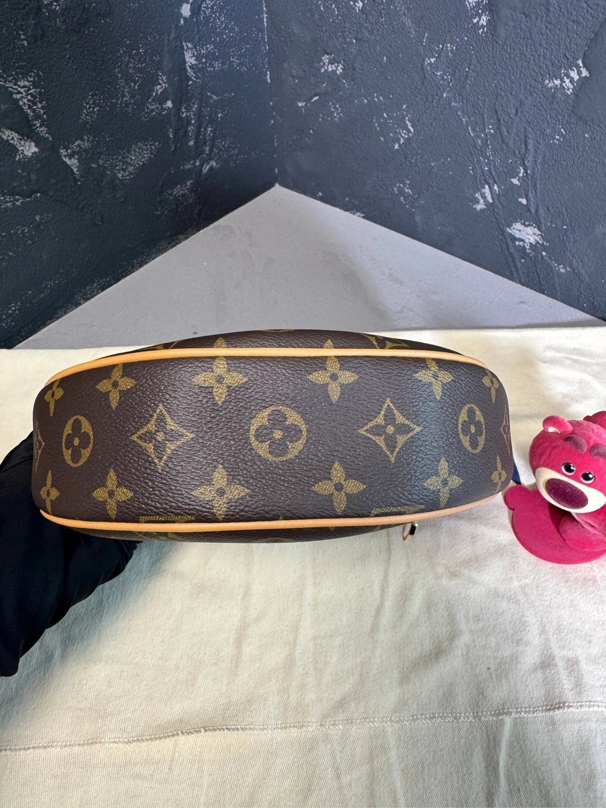 Louis Vuitton Loop Monogram Canvas Shoulder Bag