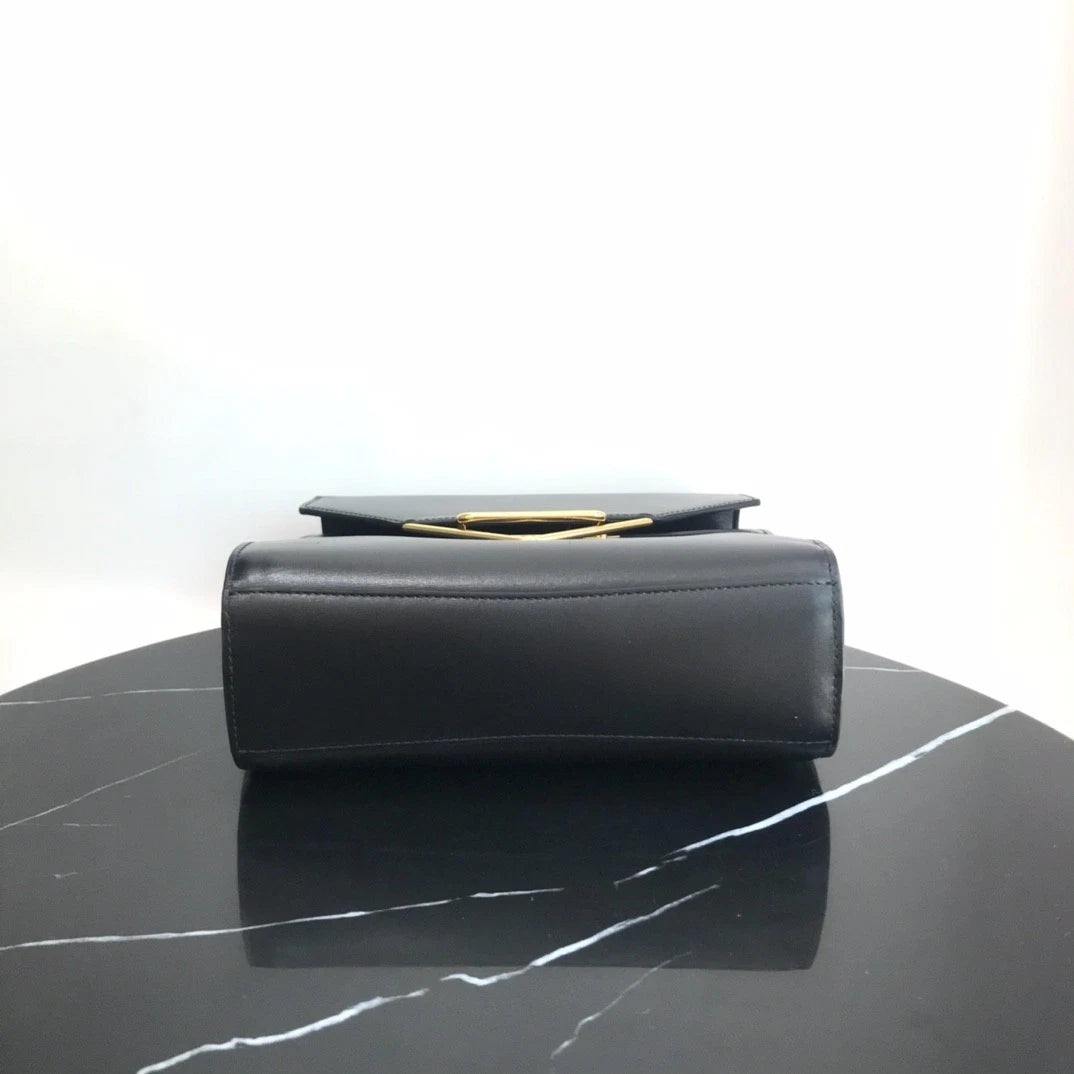 Bottega Veneta Calfskin 2Ways Shoulder Crossbody Bag Black Gold Hardware Women S