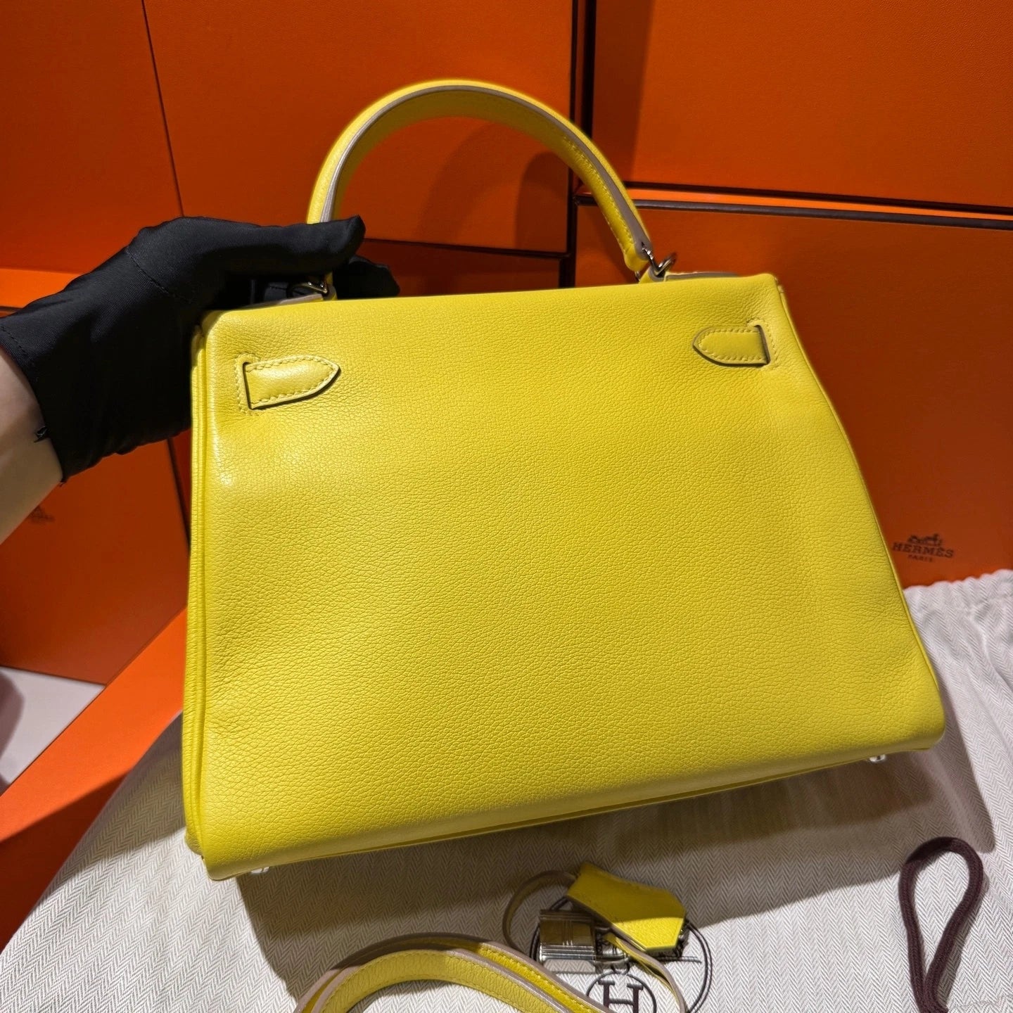 Hermes Kelly28 Evercolor Leather Yellow Top Handle Bag For Women