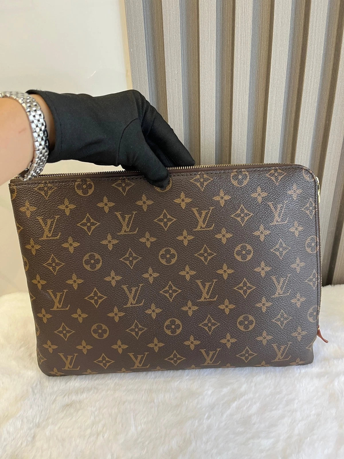 Louis Vuitton Monogram Canvas Clutch For Women