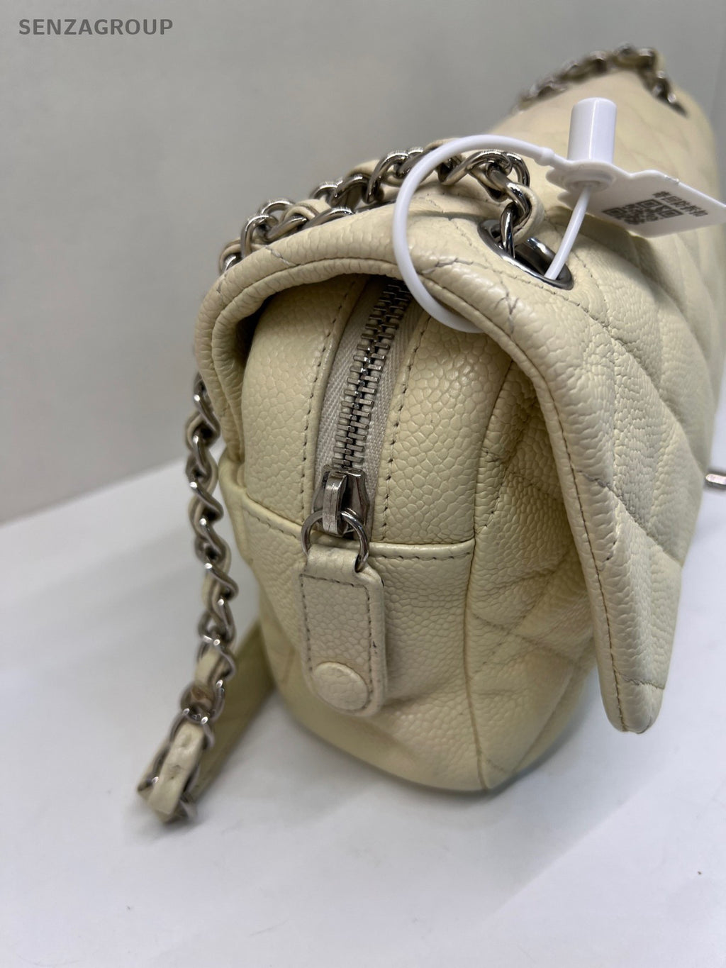 CHANEL Classic Flap GM Easy Chain Calfskin Shoulder bag Women