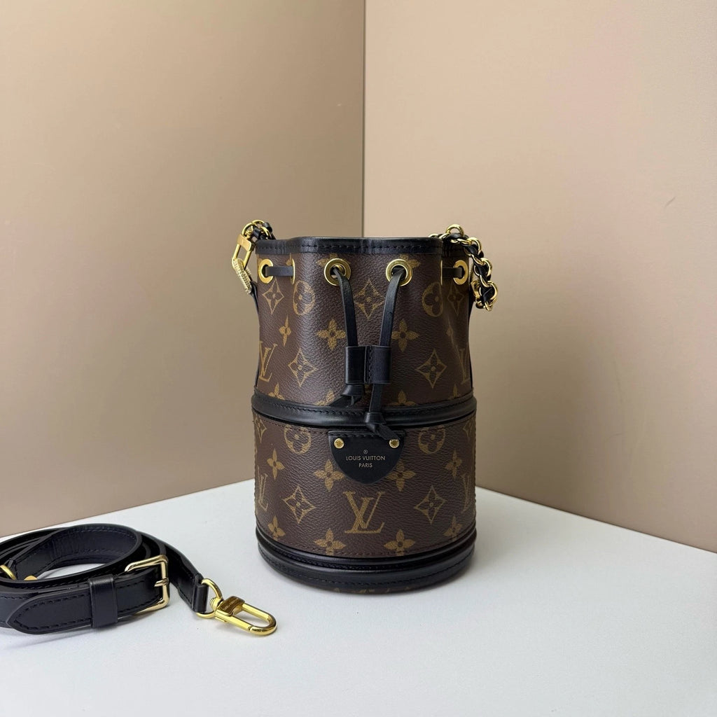 Louis Vuitton Canvas Canoe Bucket Bag Dual Strap Chip Version For Women