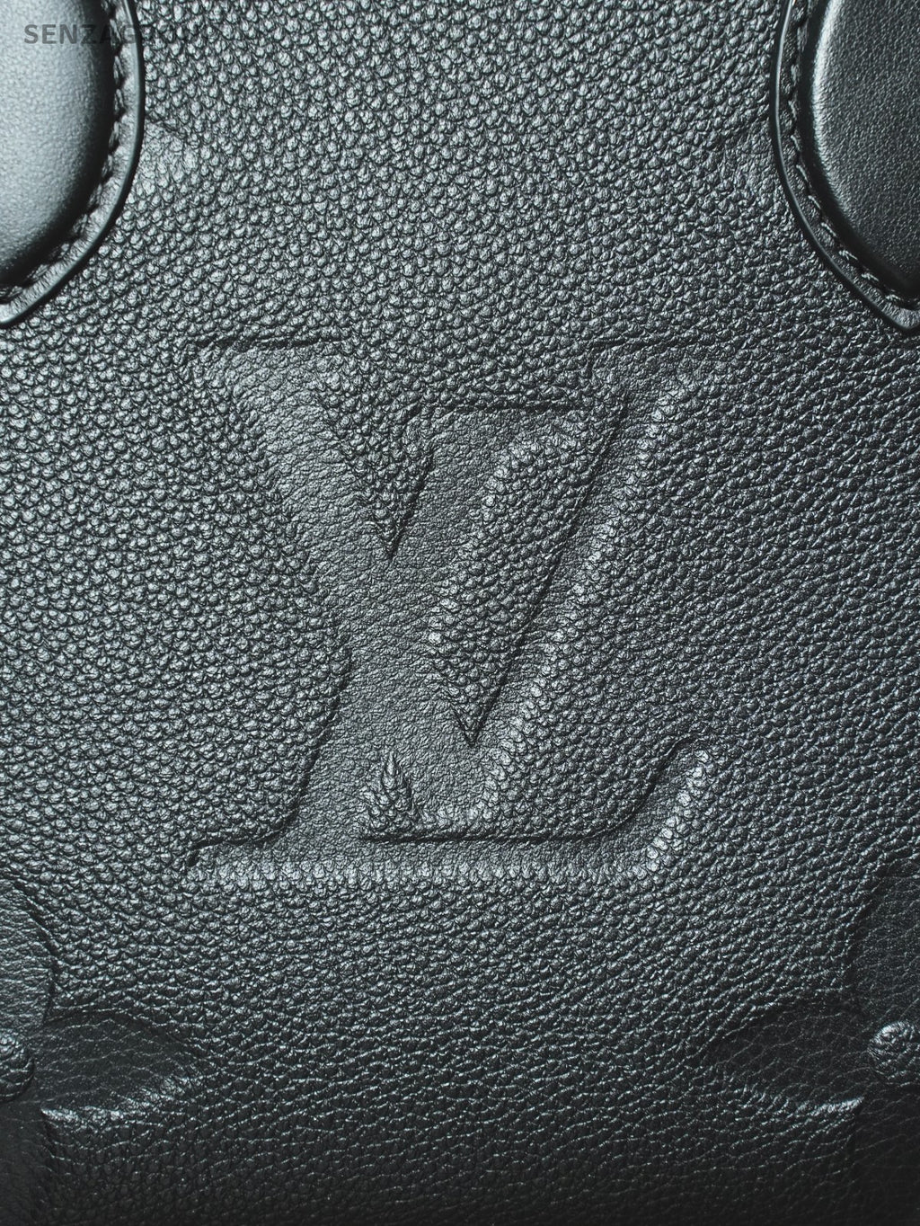LOUIS VUITTON ON THE GO PM Black Monogram Empriente CHIP VERSION