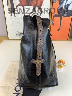 Louis Vuitton Carryall Vibe Shoulder Crossbody Bag Medium Size