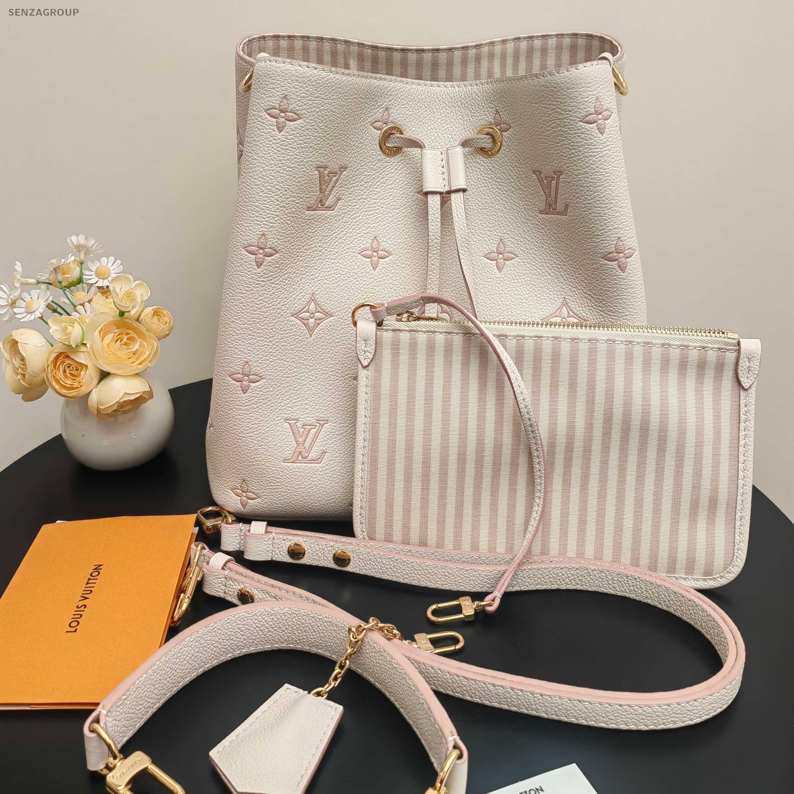 Louis Vuitton NeoNoe Bucket Bag Monogram White - Classic Women's Handbag