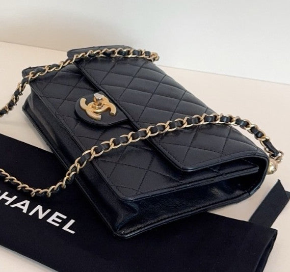 Chanel Classic Flap Pearl Chain Shoulder Bag Crossbody Black Gold Women Fashion