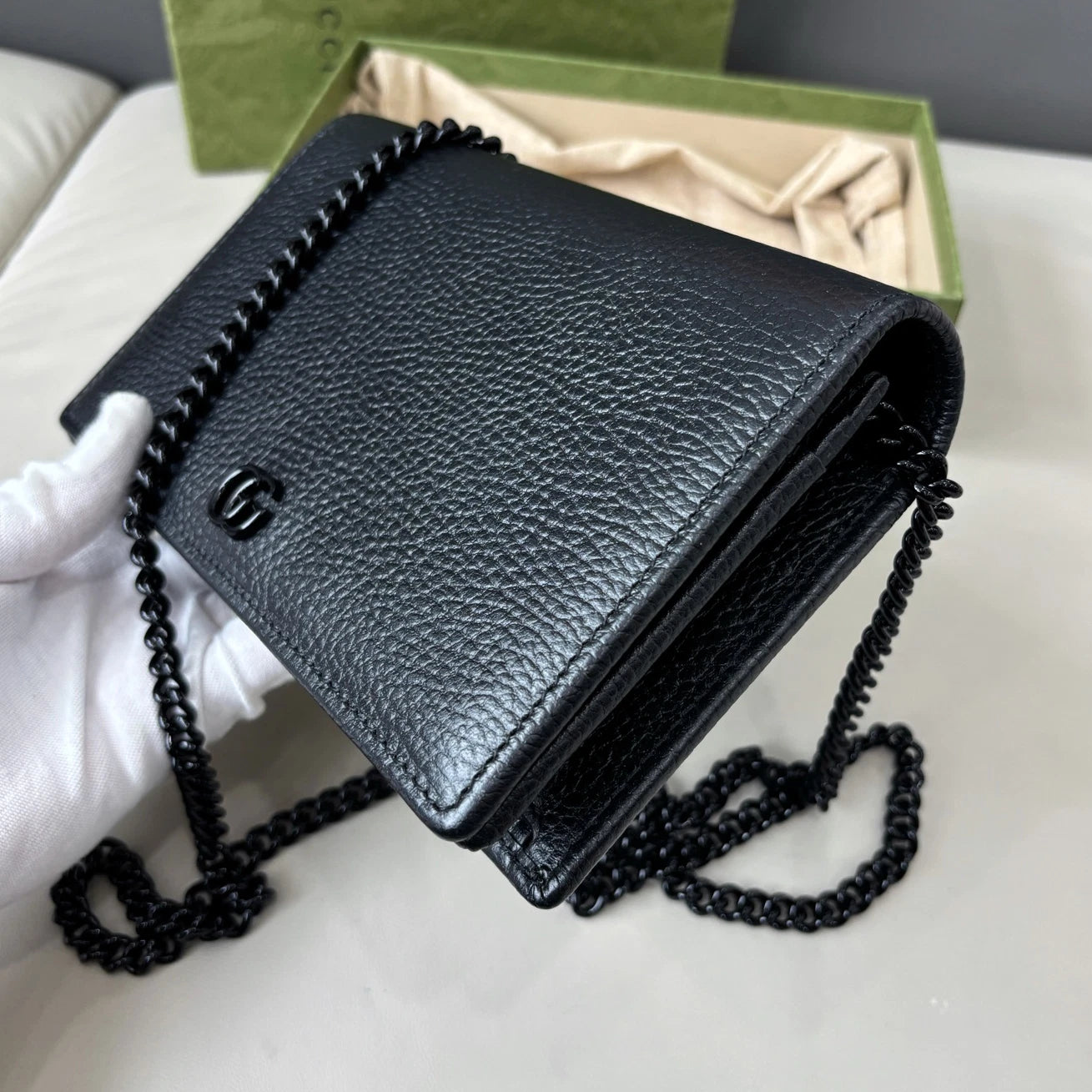 Gucci So Black Woc Chain Calfskin Shoulder Crossbody Bag Black Women Classic