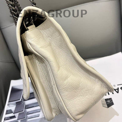Saint Laurent Niki Medium Chain Shoulder Bag in White - Classic Women's Fashion