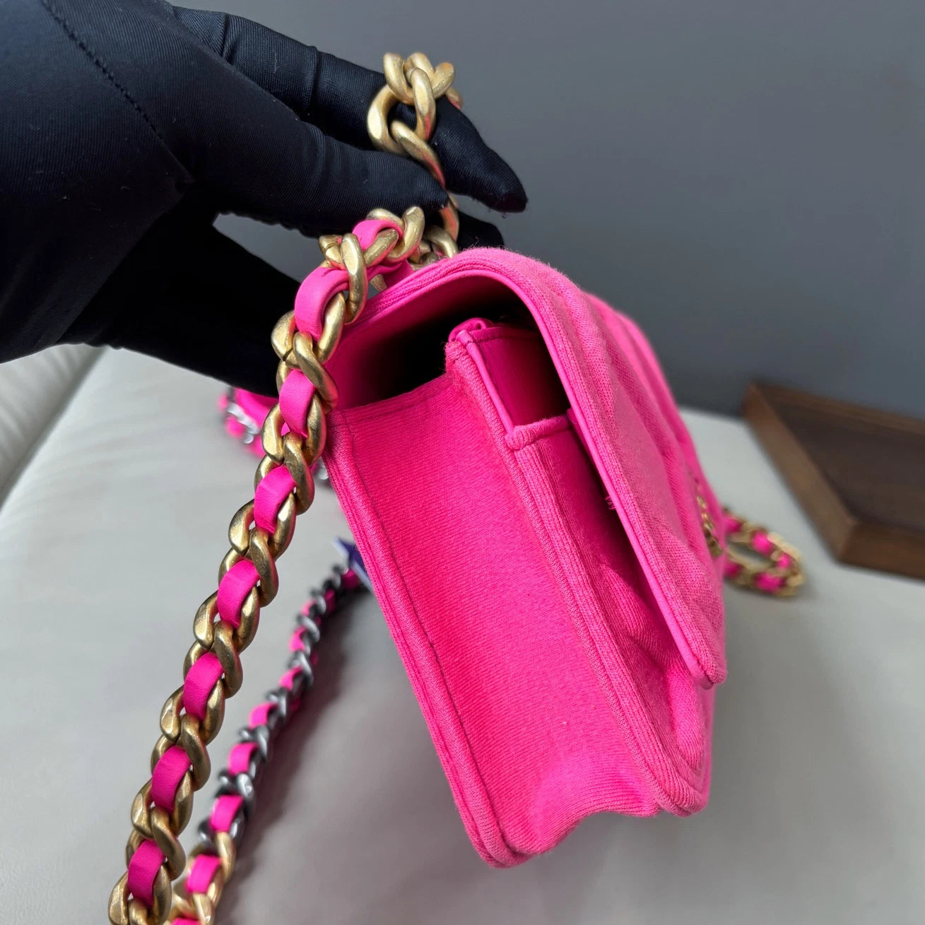 Chanel 19Bag Woc Chain Shoulder Crossbody Bag Pink Gold Hardware Women