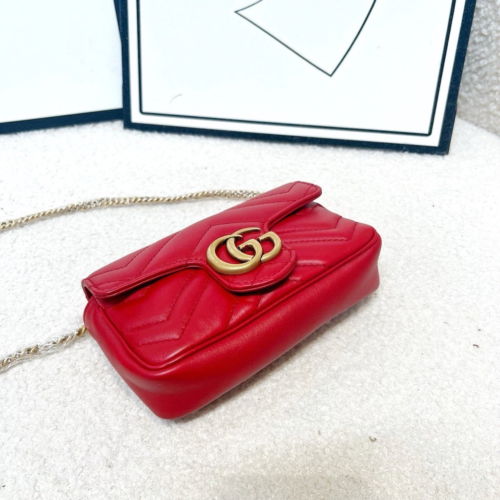 GUCCI Chain Shoulder Bag Red For Women