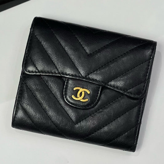 Chanel Black Gold V-Stitch Clutch Wallet Classic Women's