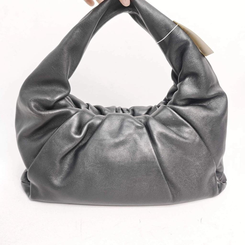 Bottega Veneta Black Calfskin Pouch Cloud Shoulder Underarm Bag For Women