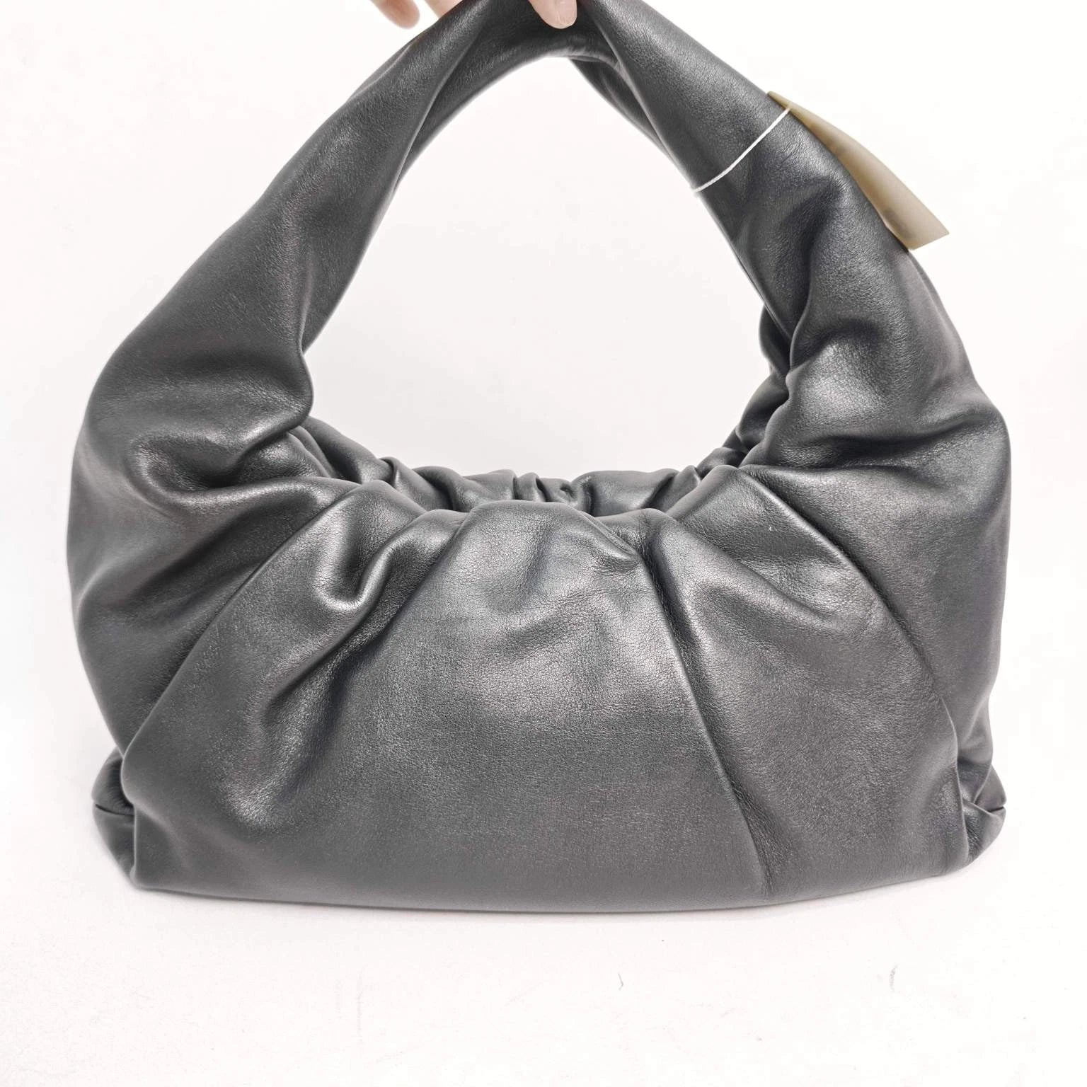Bottega Veneta Black Calfskin Pouch Cloud Shoulder Underarm Bag For Women