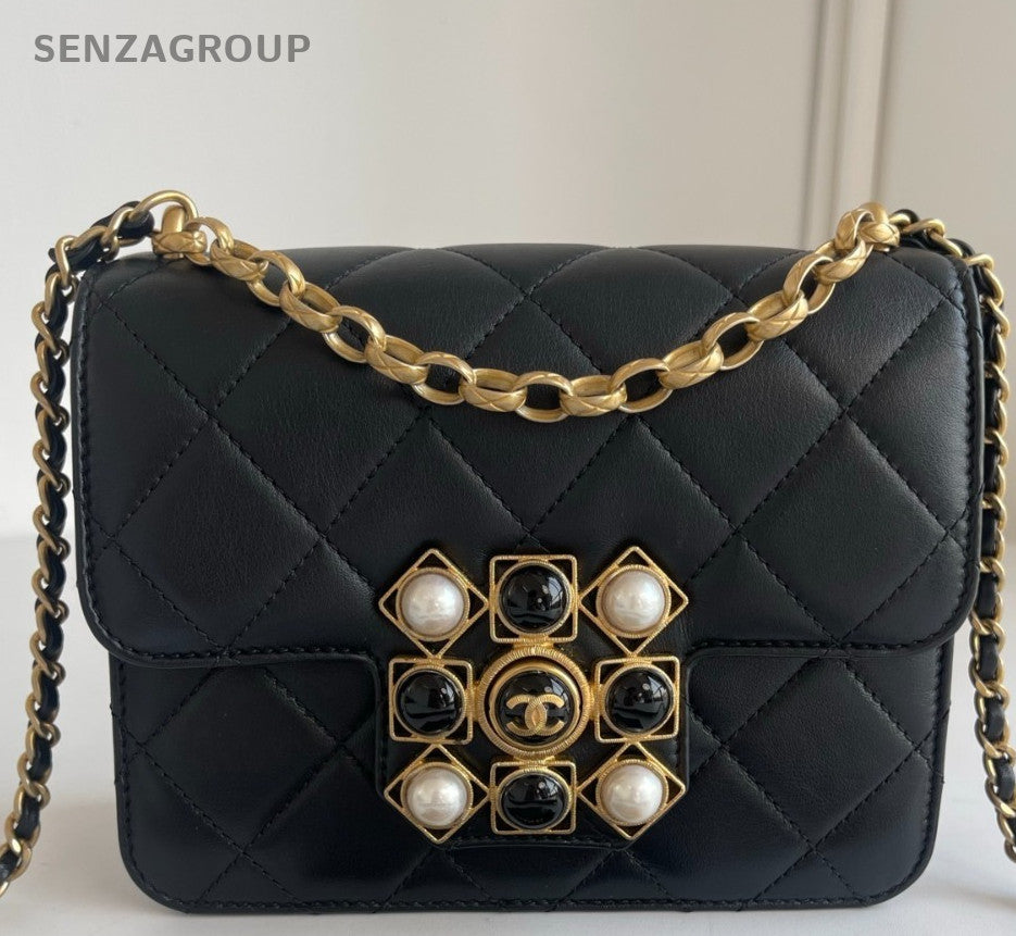 Chanel Diamond Pearl Chain Shoulder Bag Crossbody Black Gold Women Designer
