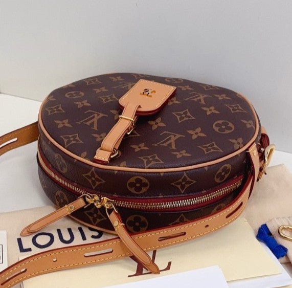 Louis Vuitton Monogram Soft Round Bag MM Shoulder Bag Crossbody Brown Gold Women