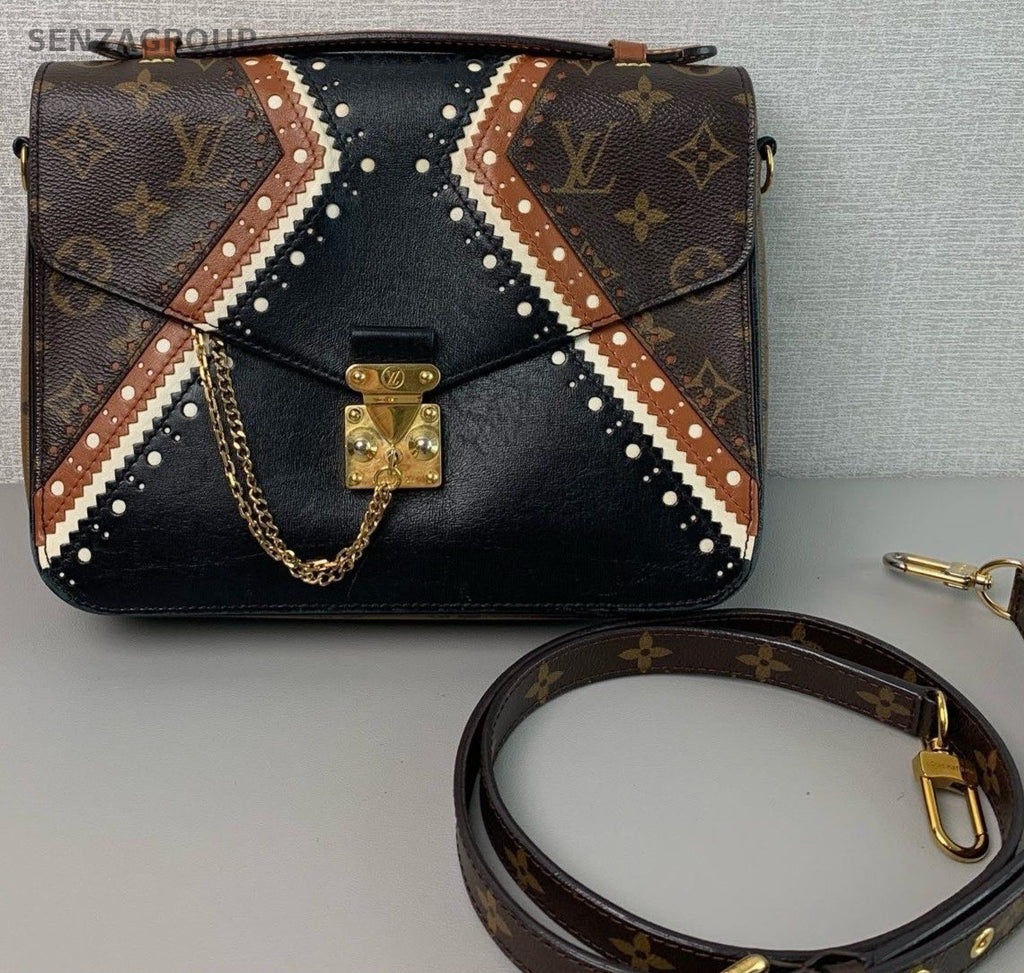 Louis Vuitton Monogram POCHETTE MÉTIS Limited Edition Brogue Shoulder Bag